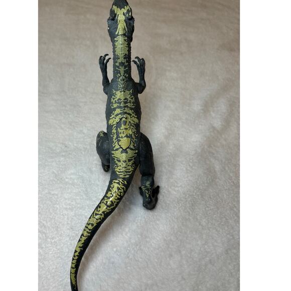 2017 Jurassic Clash & World Dino Figures: Triceratops, Allosaurus, Baryonyx - Picture 12 of 16